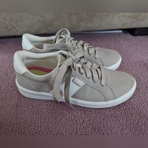 Ryka Women's Viv Classic Sneakers